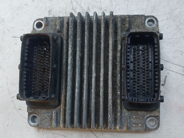 bontott OPEL ASTRA H Motorvezérlő