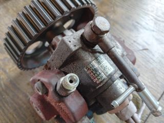 bontott OPEL ASTRA H Nagynyomású Szivattyú