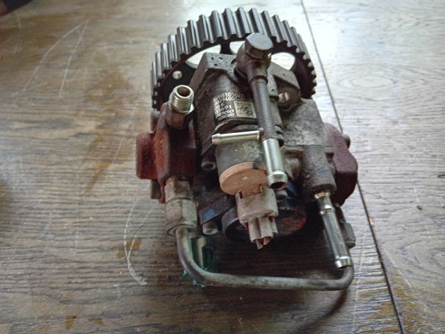 bontott OPEL ASTRA H Nagynyomású Szivattyú