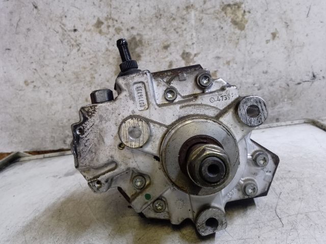 bontott OPEL ASTRA H Nagynyomású Szivattyú