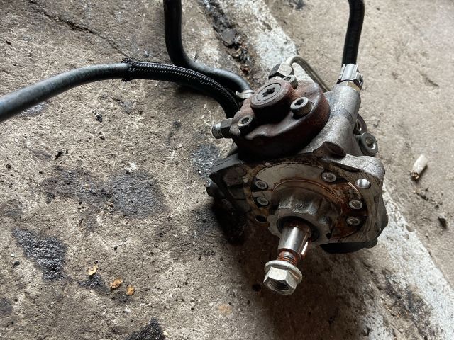 bontott OPEL ASTRA H Nagynyomású Szivattyú