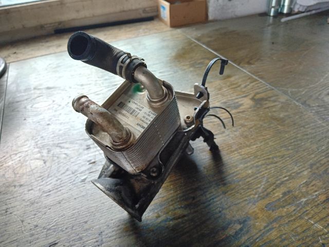 bontott OPEL ASTRA H Olajhűtő