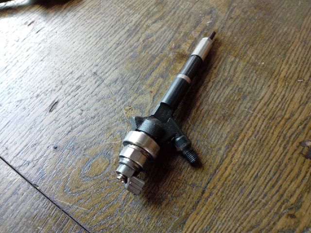 bontott OPEL ASTRA H Porlasztó (1 db)