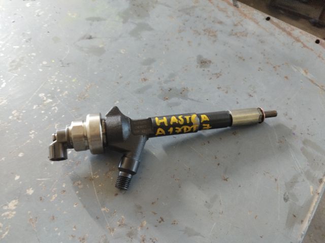 bontott OPEL ASTRA H Porlasztó (1 db)