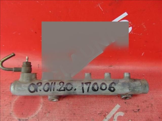 bontott OPEL ASTRA H Porlasztó Sor / Híd