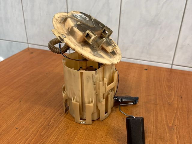 bontott OPEL ASTRA H Üzemanyag Szivattyú