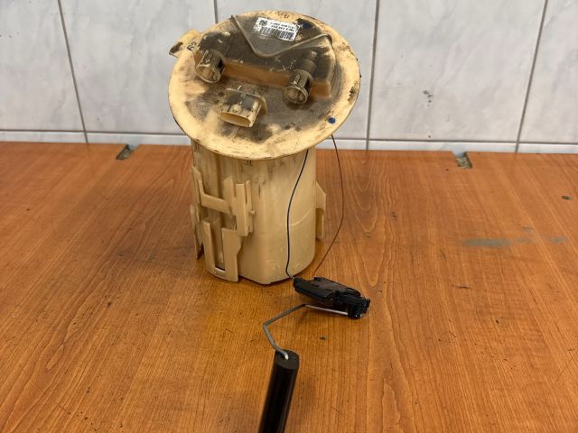 bontott OPEL ASTRA H Üzemanyag Szivattyú