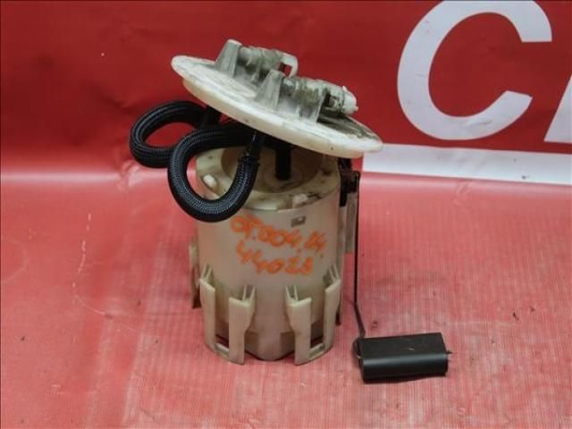 bontott OPEL ASTRA H Üzemanyag Szivattyú