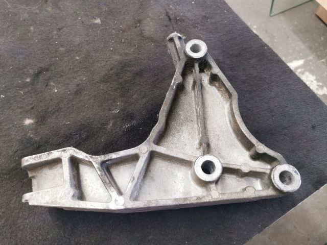 bontott OPEL ASTRA H Váltó Tartó Bak (Pozíciófüggetlen)