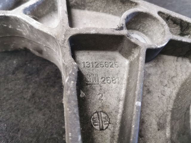 bontott OPEL ASTRA H Váltó Tartó Bak (Pozíciófüggetlen)