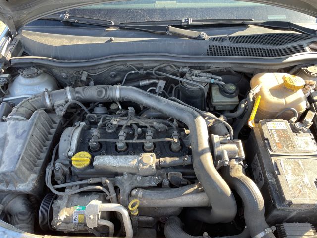 bontott OPEL ASTRA H Vízhűtő Radiátor (Klímás)