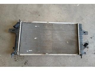bontott OPEL ASTRA H Vízhűtő Radiátor (Klímás)