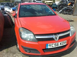 bontott OPEL ASTRA H ABS Kocka