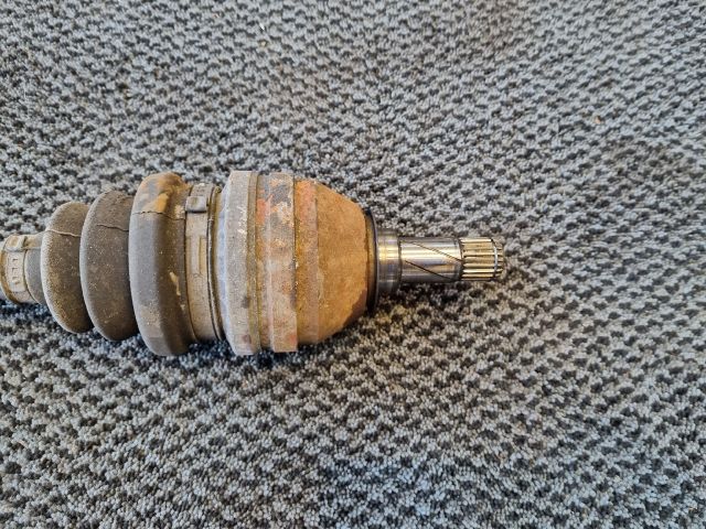 bontott OPEL ASTRA H Bal Féltengely