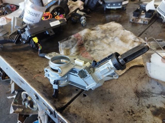 bontott OPEL ASTRA H Gyújtáskapcsoló Házzal