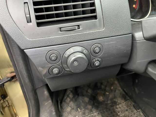 bontott OPEL ASTRA H Hűtőventilátor