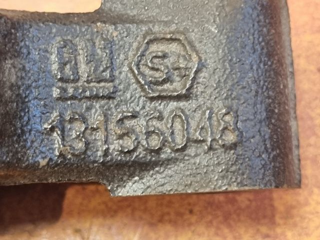 bontott OPEL ASTRA H Jobb első Csonkállvány