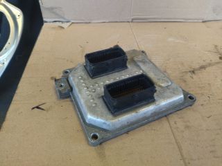 bontott OPEL ASTRA H Motorvezérlő