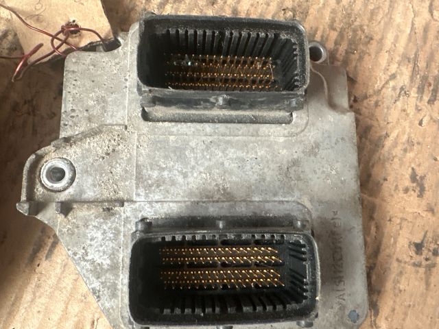 bontott OPEL ASTRA H Motorvezérlő