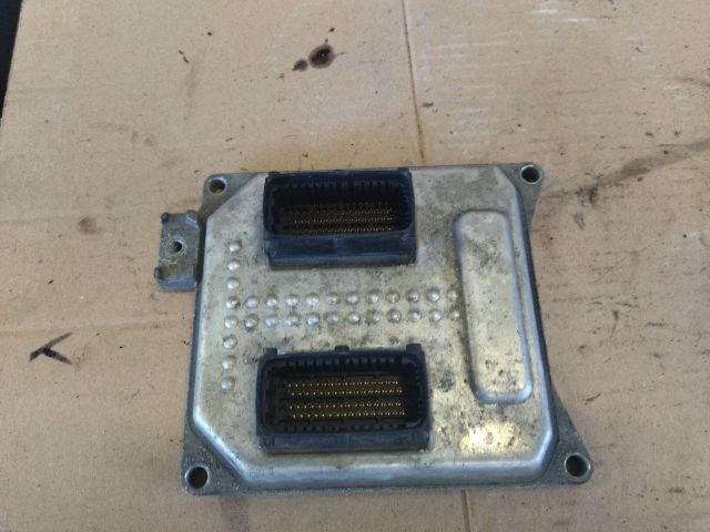 bontott OPEL ASTRA H Motorvezérlő