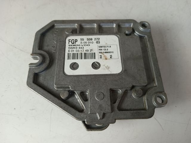 bontott OPEL ASTRA H Motorvezérlő