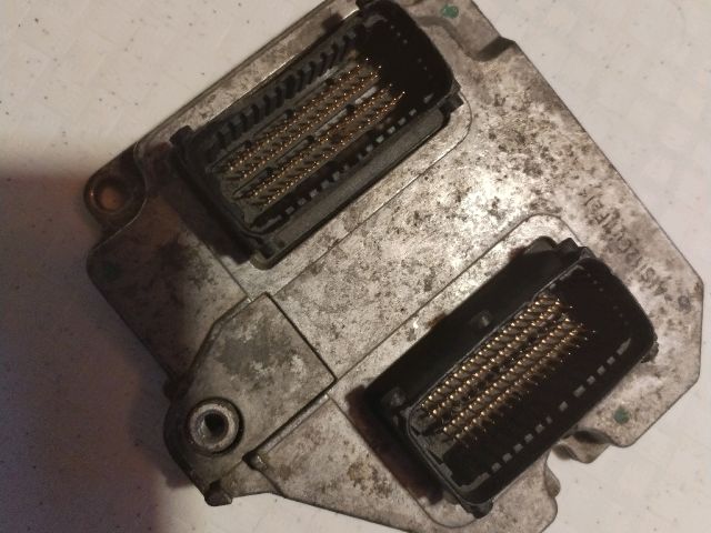 bontott OPEL ASTRA H Motorvezérlő