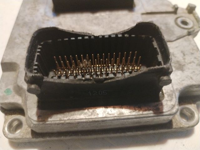 bontott OPEL ASTRA H Motorvezérlő