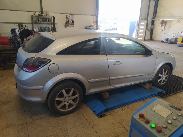 bontott OPEL ASTRA H ABS Kocka