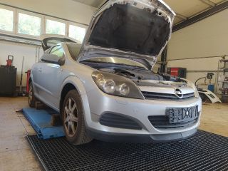 bontott OPEL ASTRA H Bal első Féknyereg Munkahengerrel