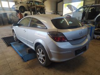 bontott OPEL ASTRA H Hátsó Híd (Tárcsafékes)