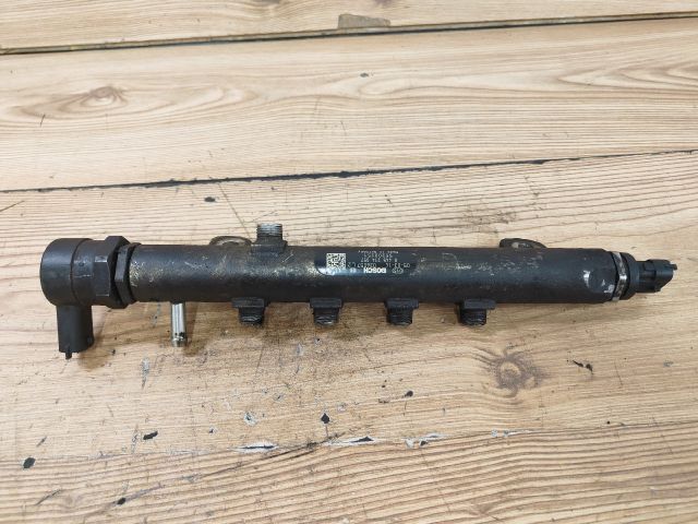 bontott OPEL ASTRA H Közösnyomócső