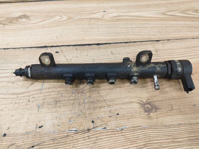 bontott OPEL ASTRA H Közösnyomócső