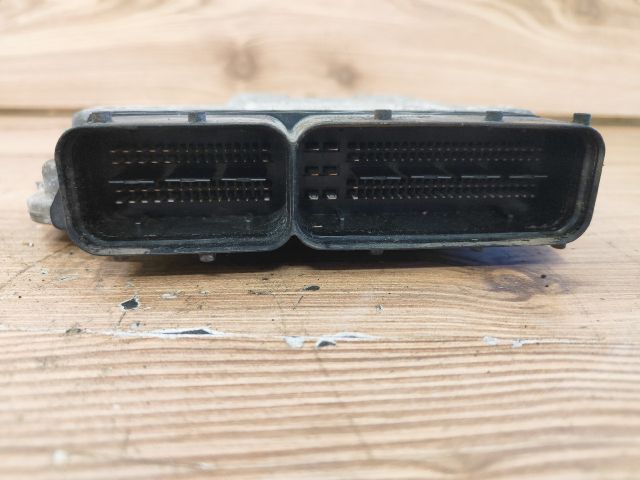 bontott OPEL ASTRA H Motorvezérlő