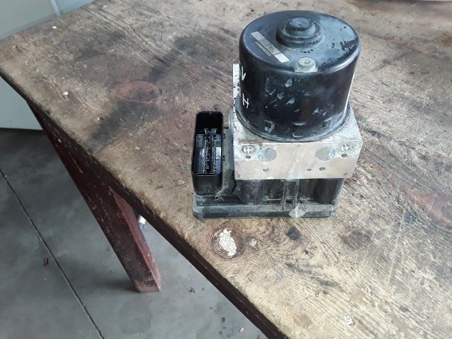 bontott OPEL ASTRA H ABS Kocka