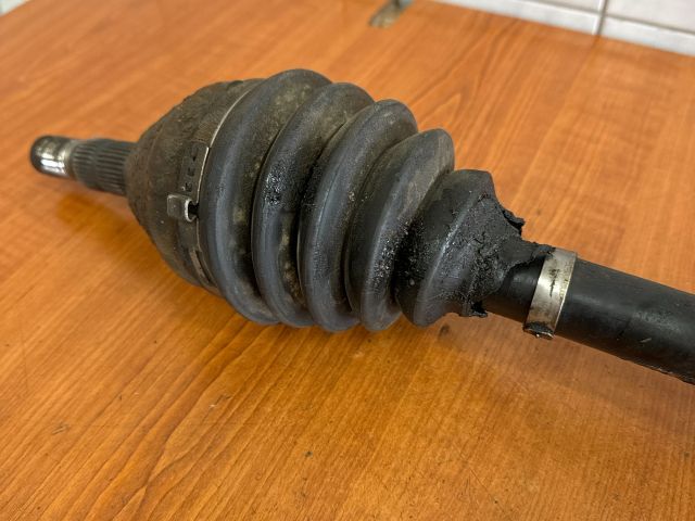 bontott OPEL ASTRA H Bal Féltengely