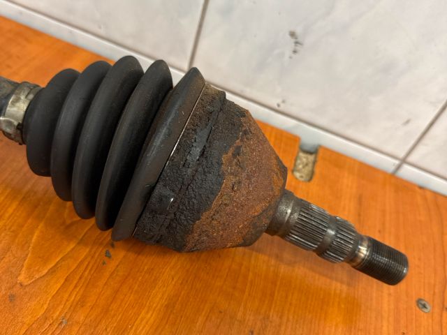 bontott OPEL ASTRA H Bal Féltengely