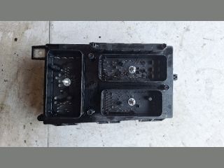 bontott OPEL ASTRA H Biztosítéktábla Motortér