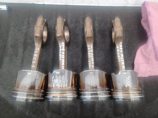 bontott OPEL ASTRA H Dugattyú