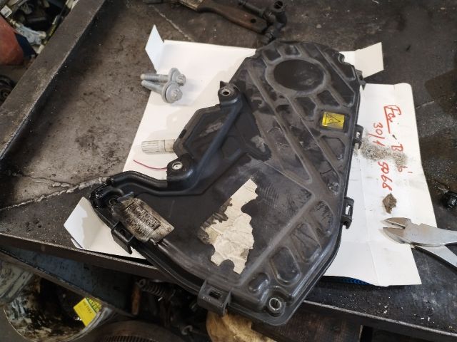 bontott OPEL ASTRA H Első Felső Vezérlés Burkolat