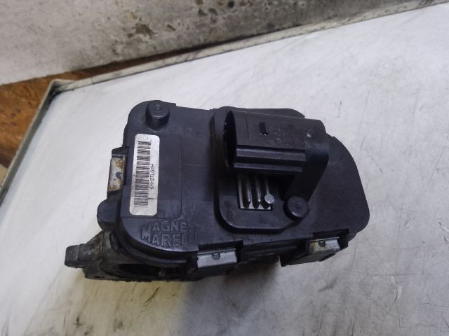 bontott OPEL ASTRA H Fojtószelep (Elektromos)