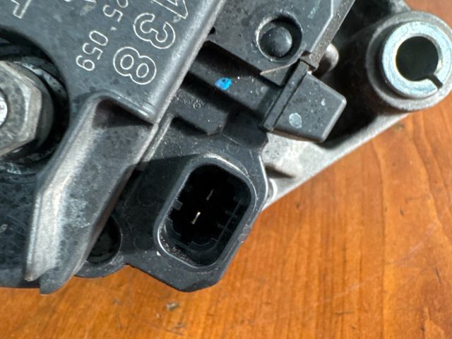 bontott OPEL ASTRA H Generátor