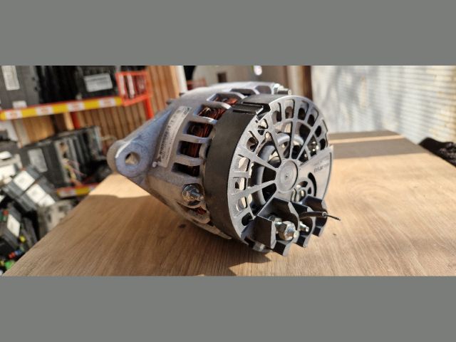 bontott OPEL ASTRA H Generátor