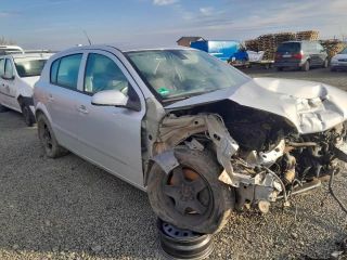 bontott OPEL ASTRA H Hengerfej