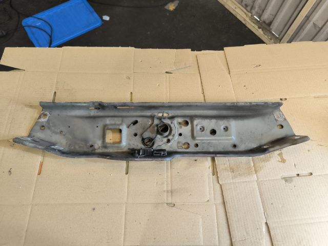 bontott OPEL ASTRA H Homlokfal (Üres lemez)