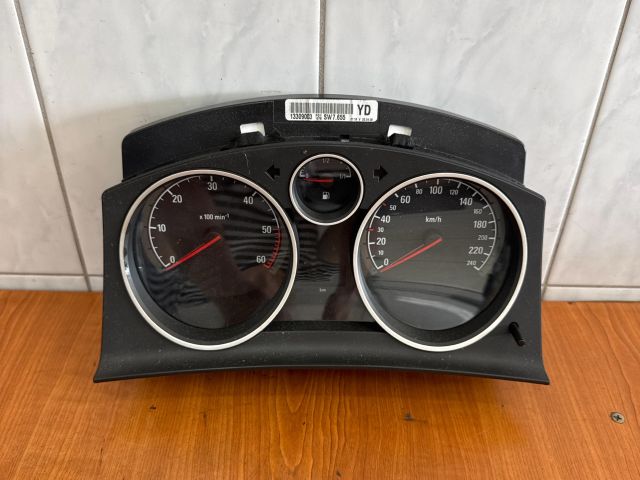 bontott OPEL ASTRA H Kilométeróra