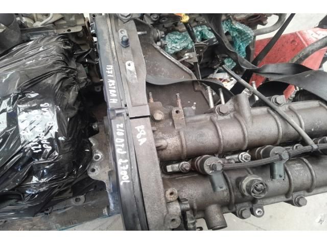 bontott OPEL ASTRA H Motor (Fűzött blokk hengerfejjel)