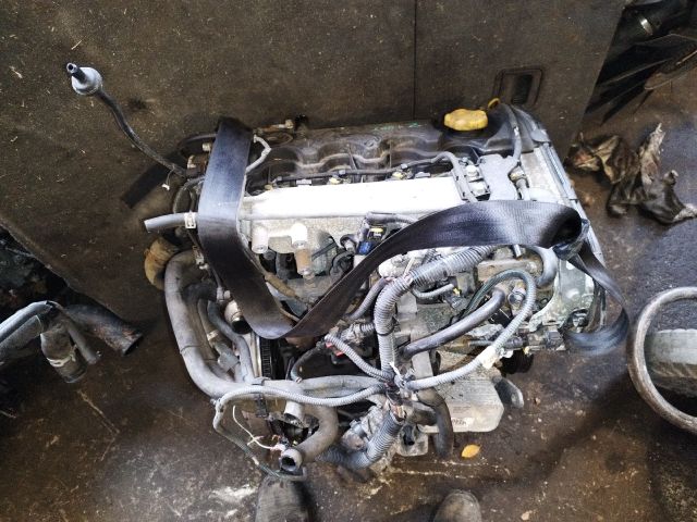 bontott OPEL ASTRA H Motor (Fűzött blokk hengerfejjel)