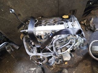 bontott OPEL ASTRA H Motor (Fűzött blokk hengerfejjel)
