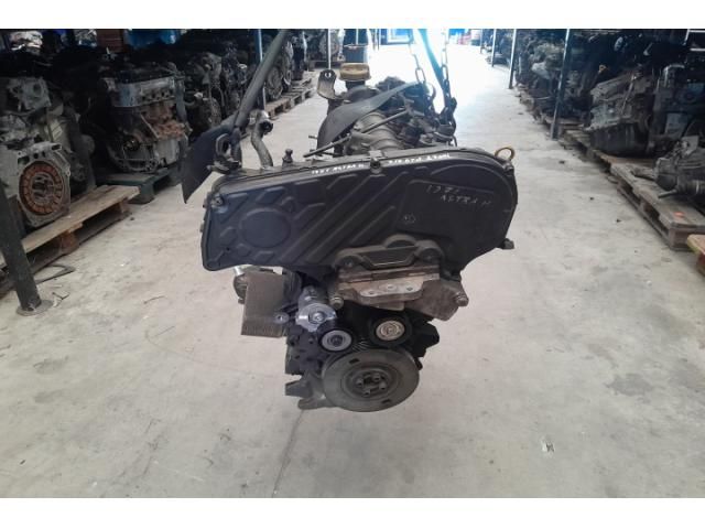 bontott OPEL ASTRA H Motor (Fűzött blokk hengerfejjel)