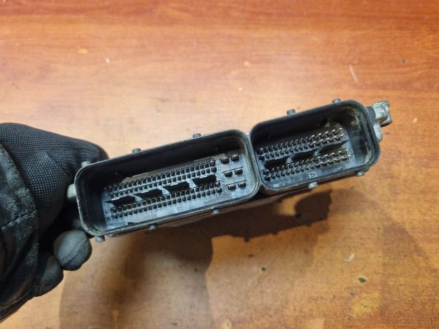 bontott OPEL ASTRA H Motorvezérlő